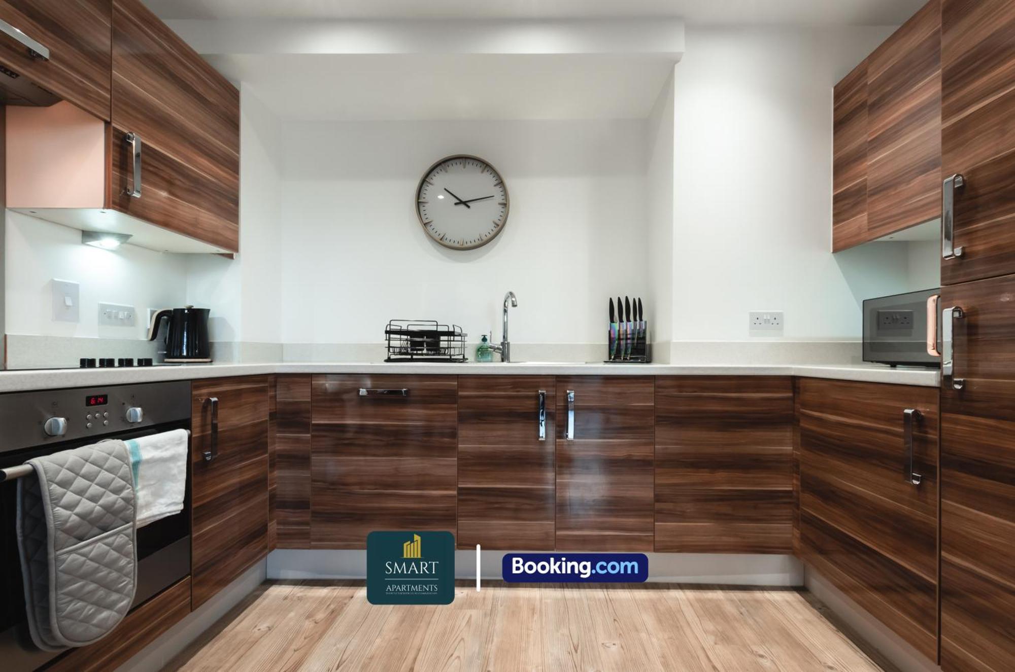 Spacious Center By Smart Short Lets & Serviced With Free Wifi * Southampton