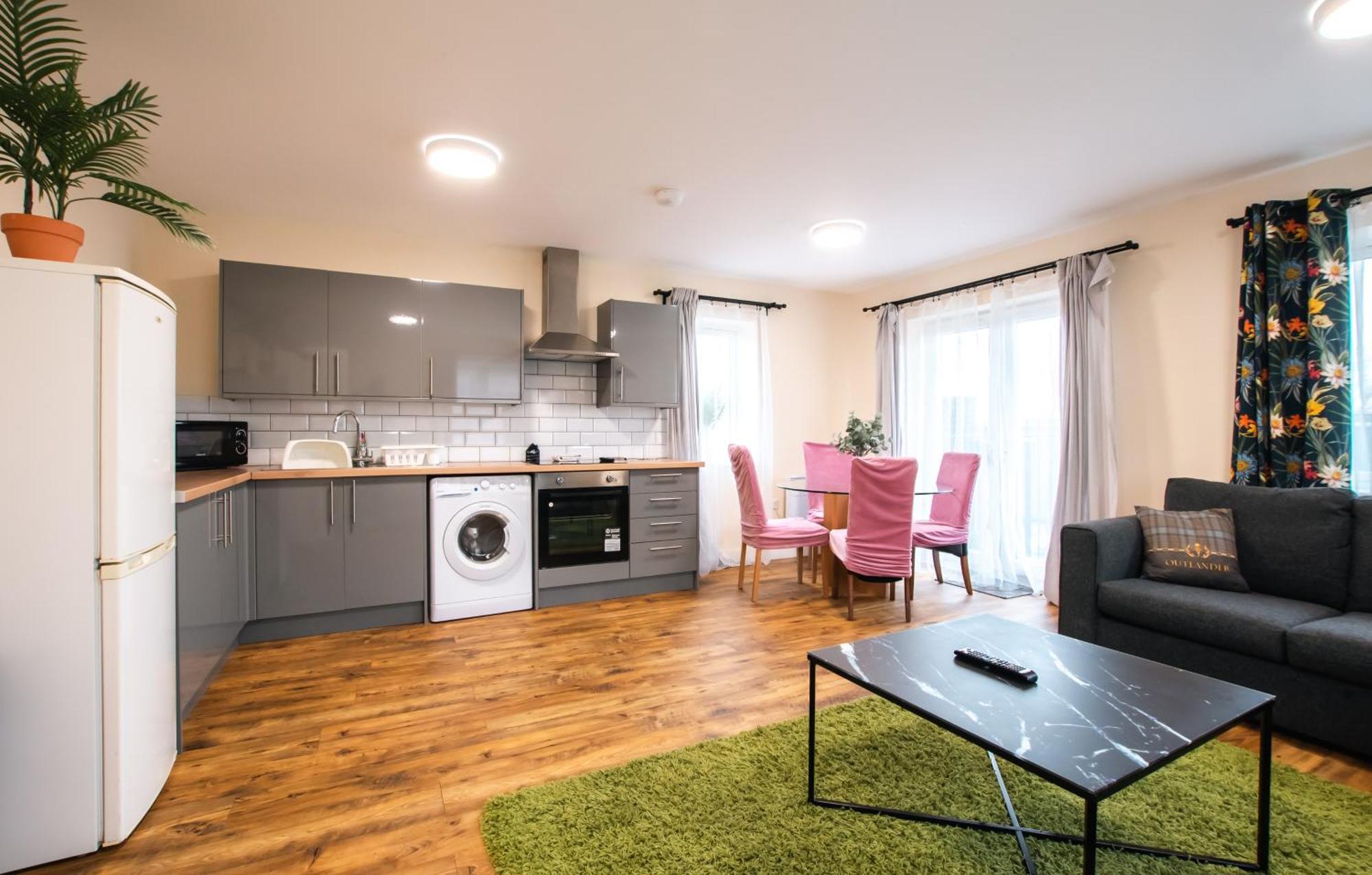 Apartment With Free P For Van. *