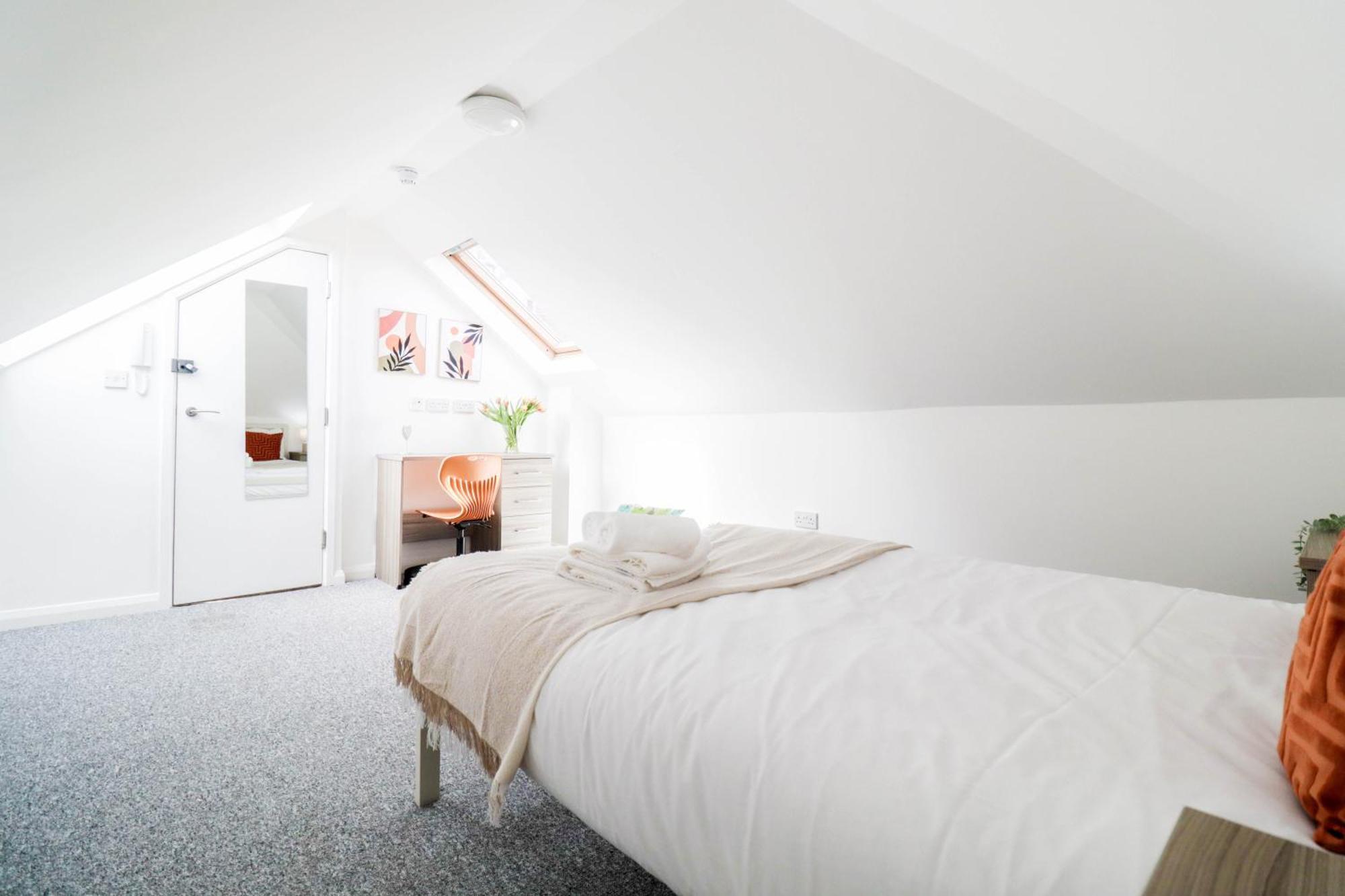 Centre Apartment *