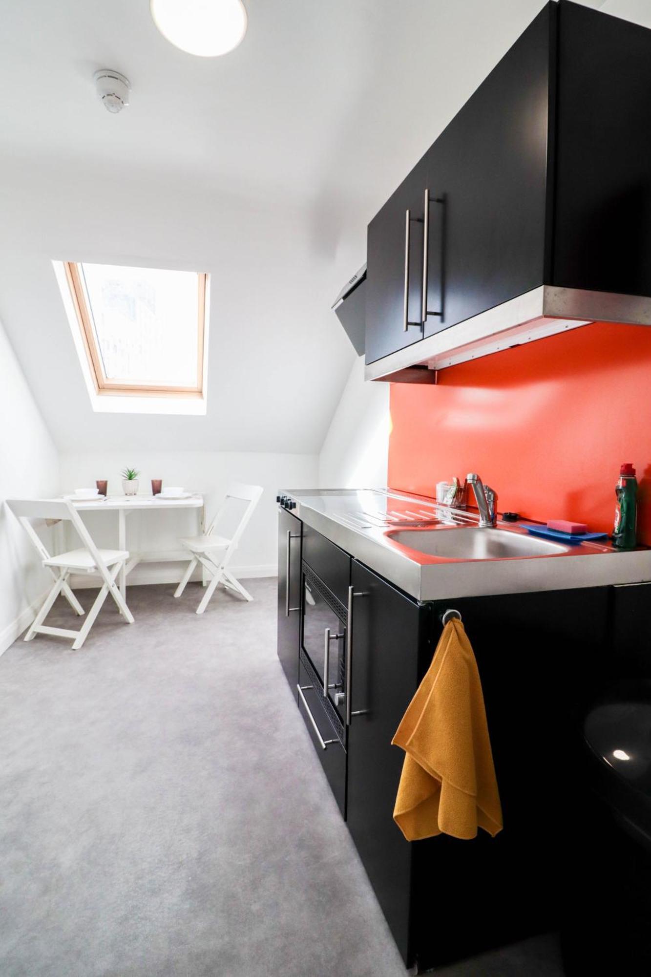 Centre Apartment *