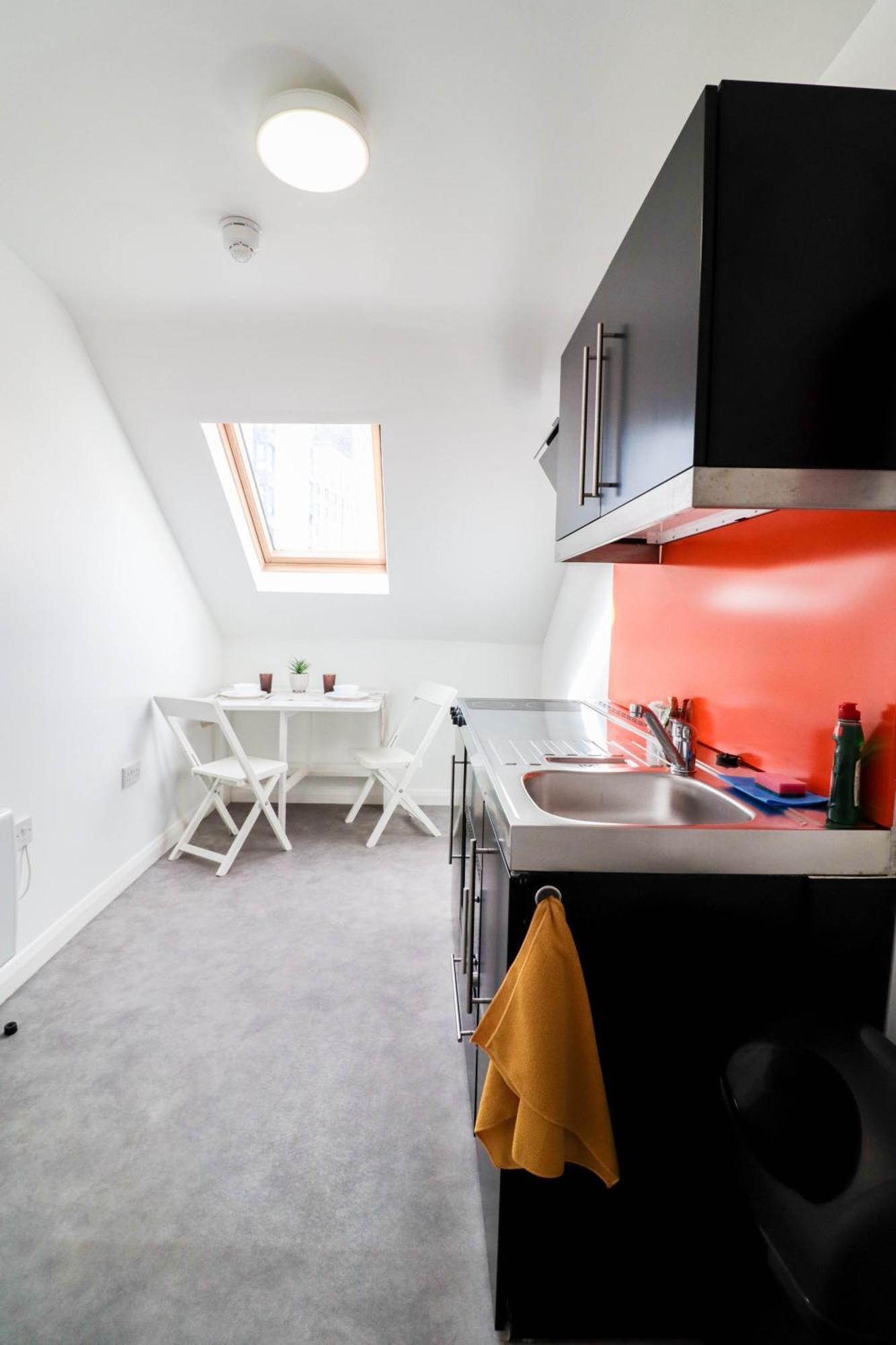 Apartment Centre