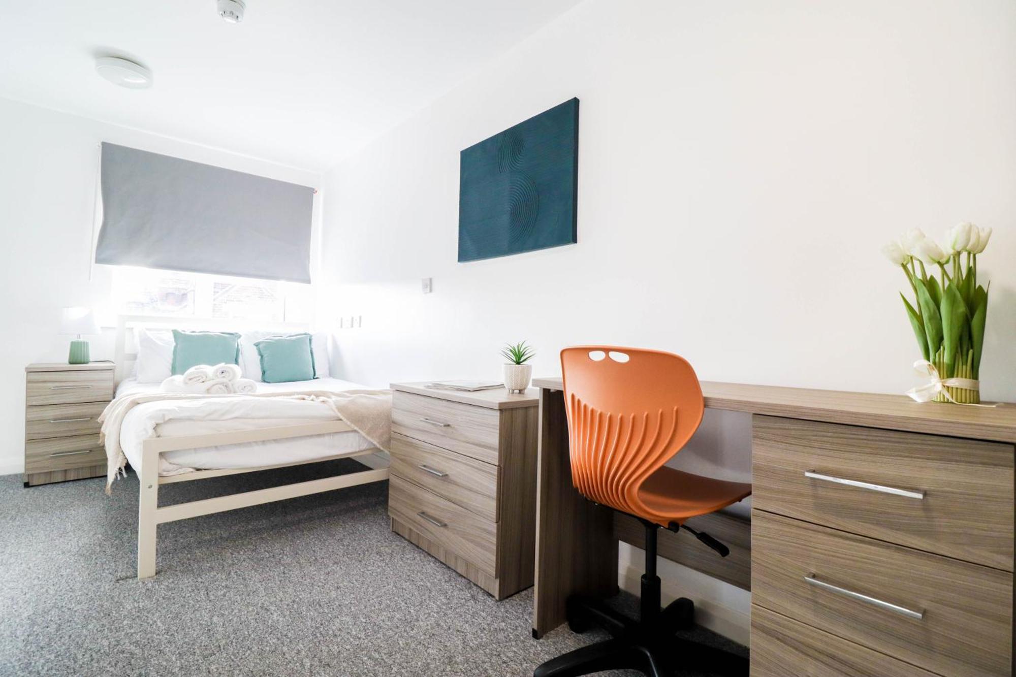 Apartment Centre *