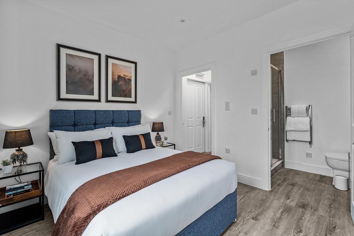 Kings Park Apartment