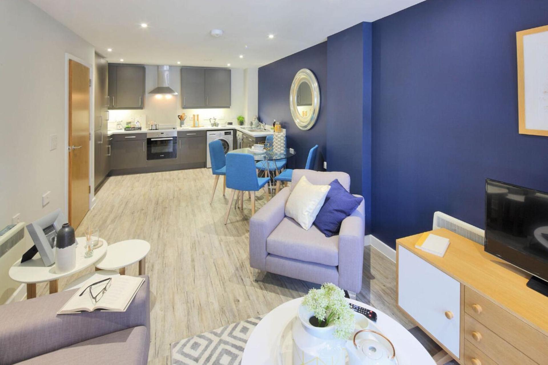 Crown Quarter Penthouse Apartment *