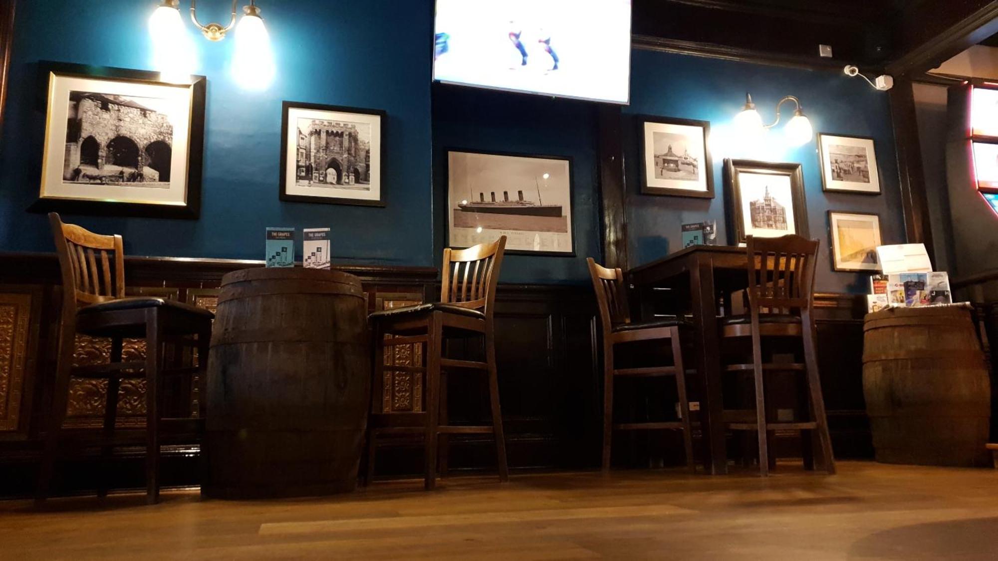 The Grapes Pub Inn 3*