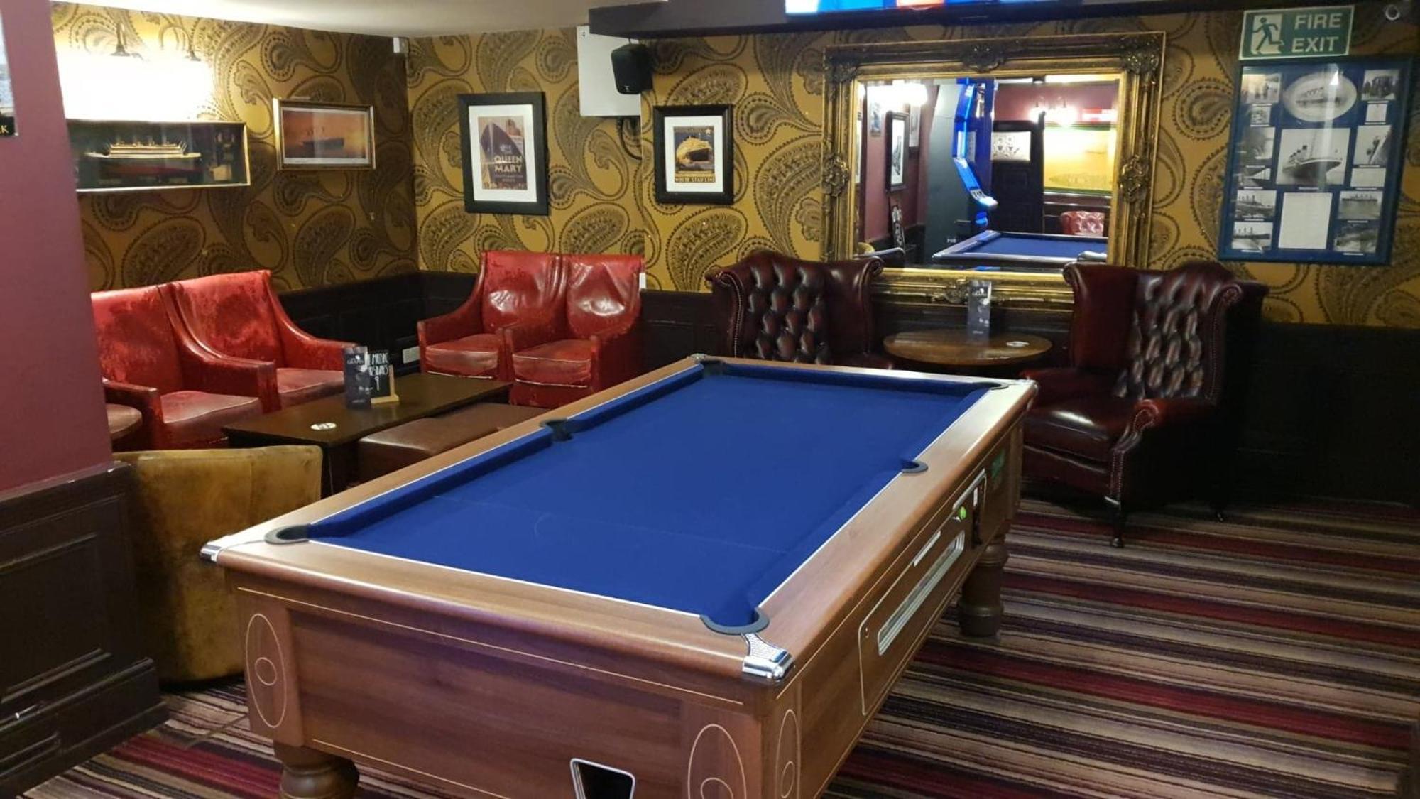 The Grapes Pub Inn Southampton