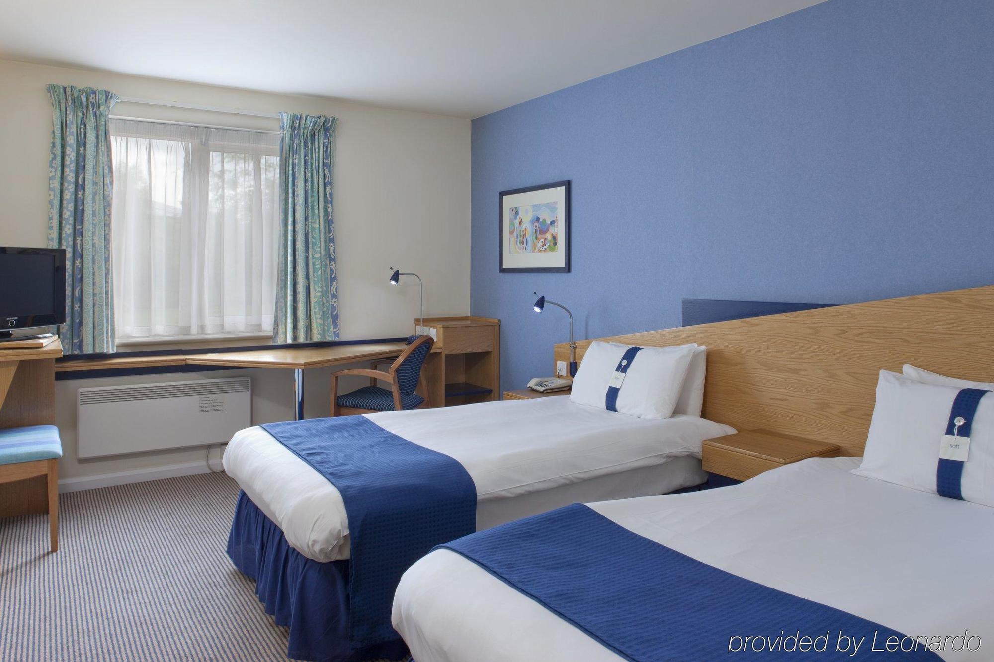 Express West By Ihg 3*