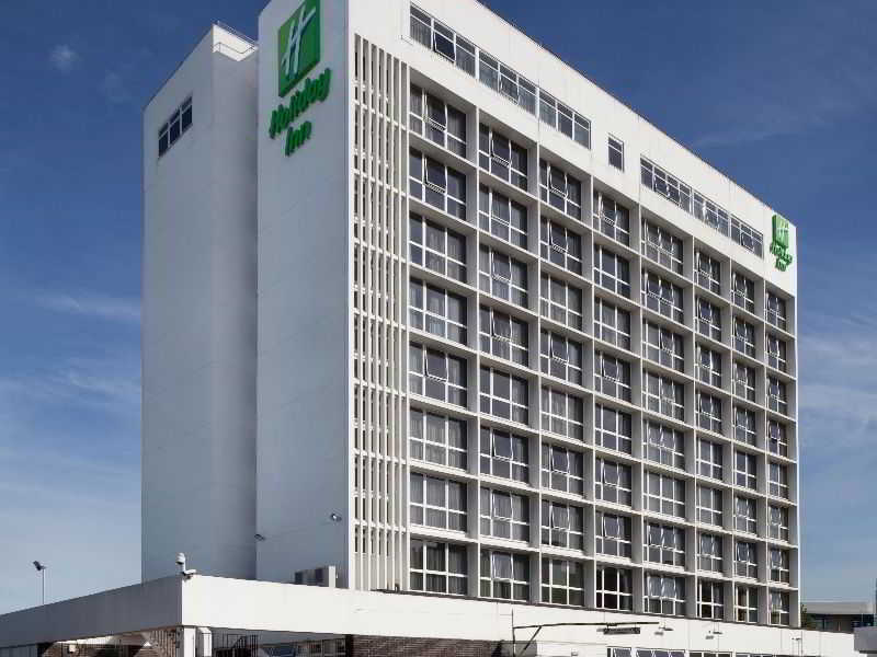 Express West By Ihg Hotel