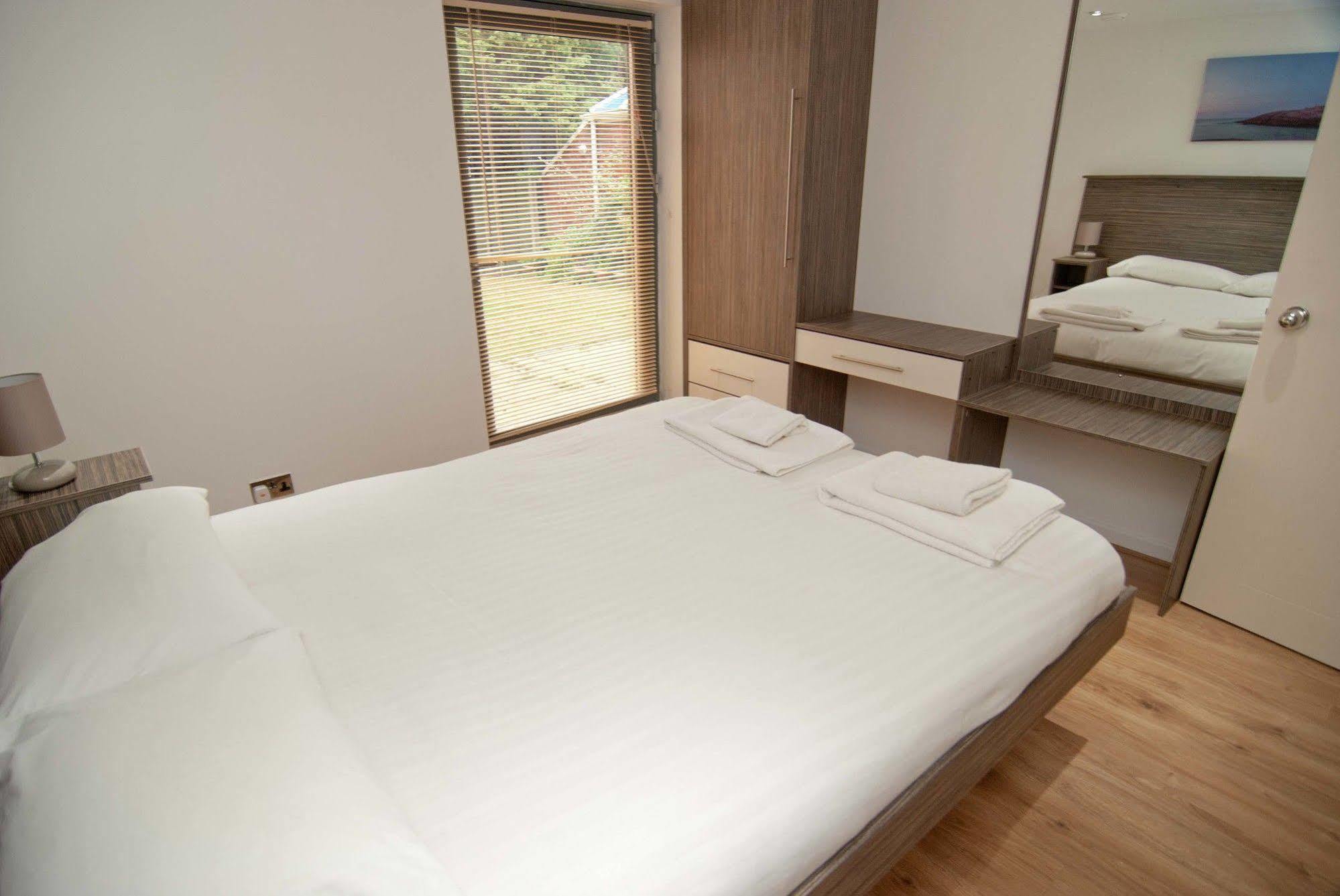 Serviced Apartment
