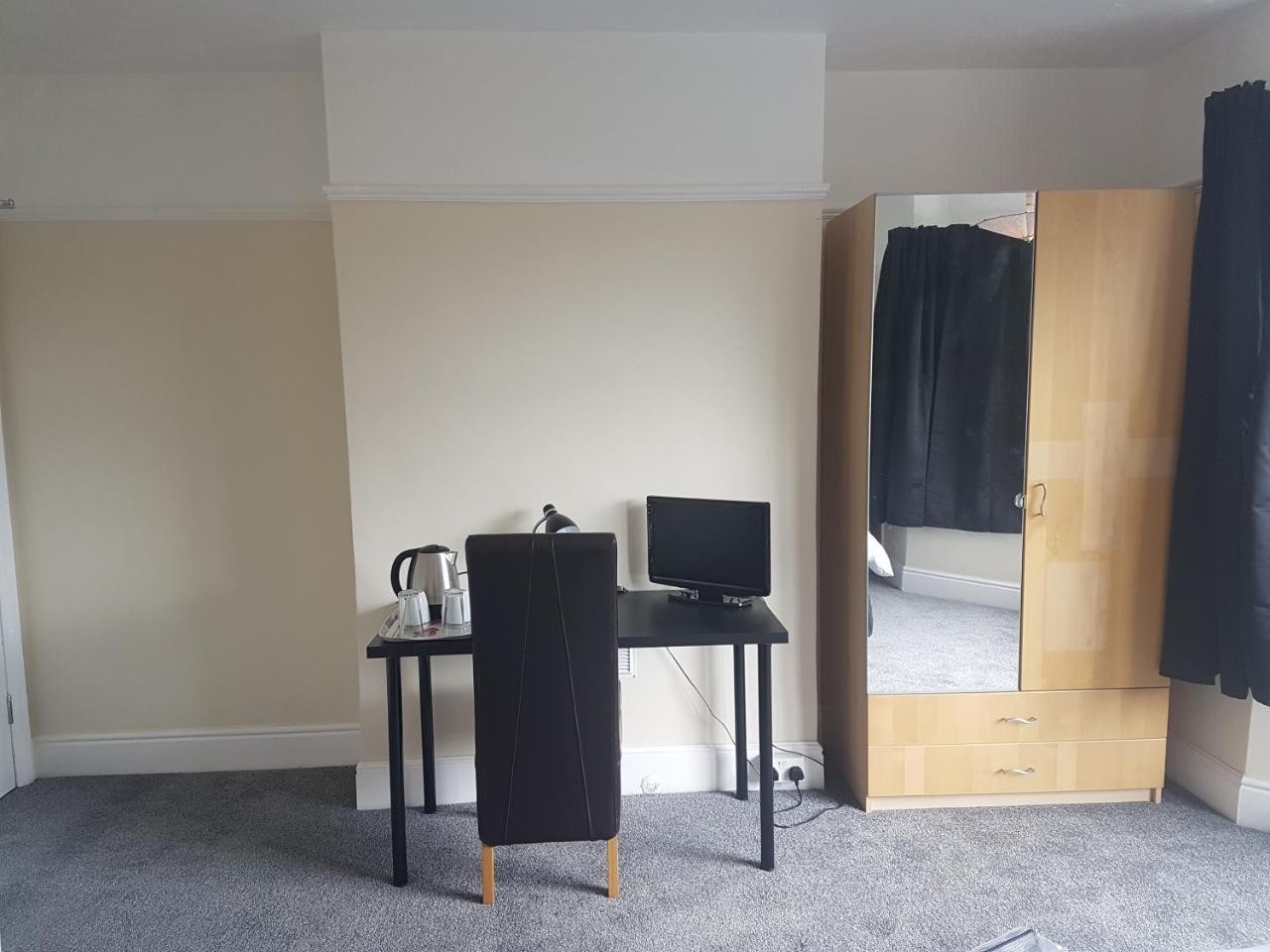 Carmel Serviced Guest house 3*
