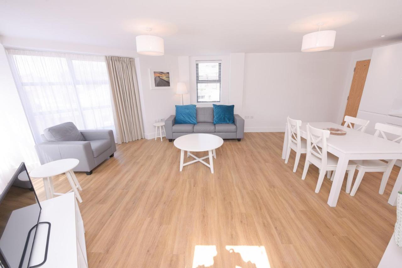 Apartment Town Or Country Oxford Heights *