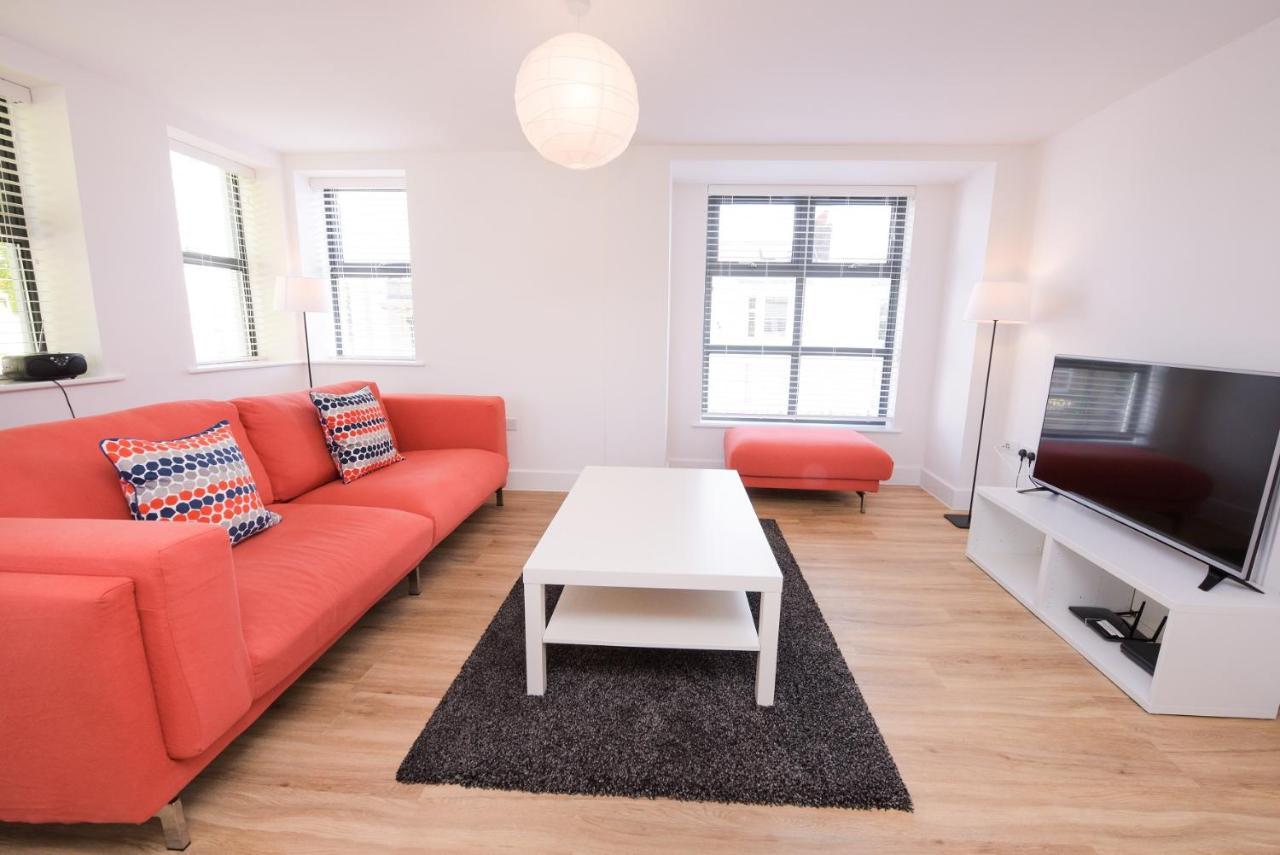 Town Or Country Oxford Heights Apartment *