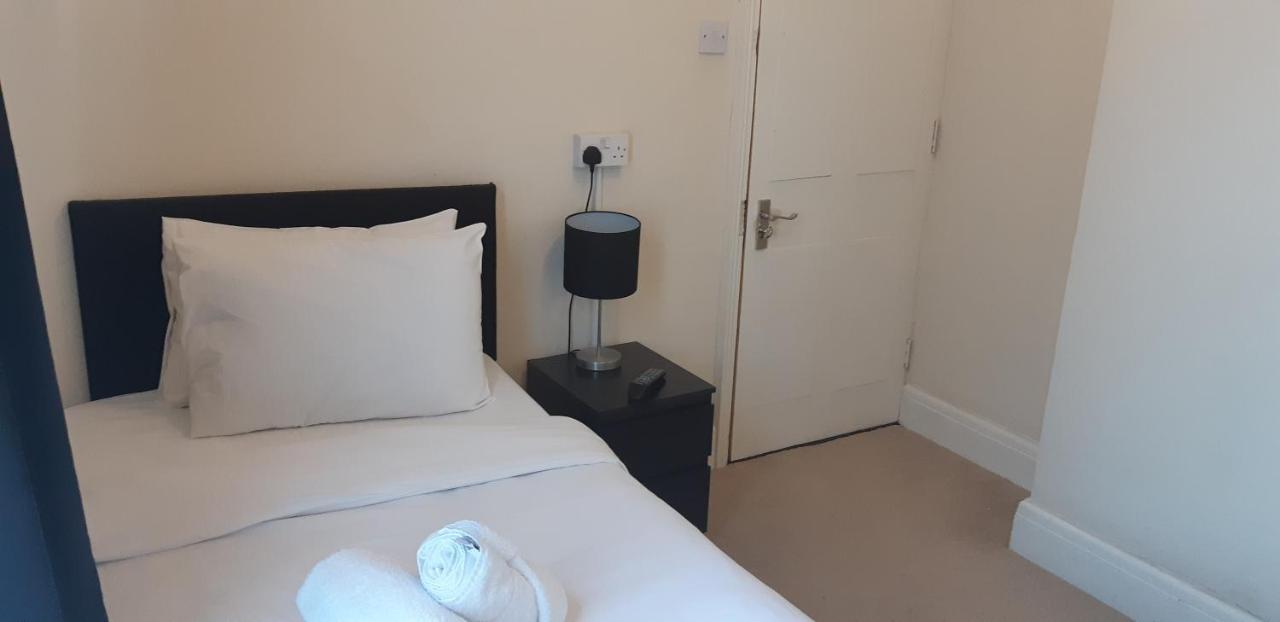 Carmel Serviced Guest house Southampton