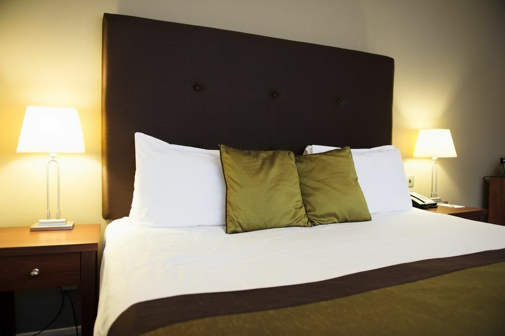 Mercure Centre Dolphin Hotel