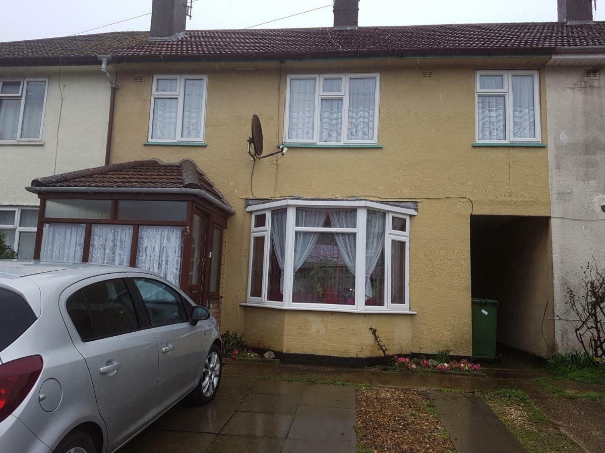 Home Accommodation *