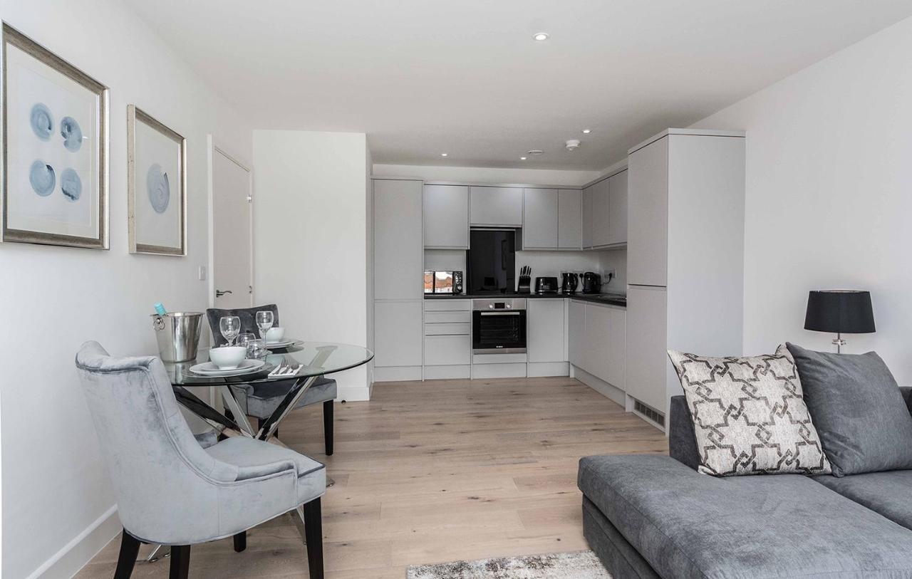 Royal Crescent - Vittrum Suites Southampton
