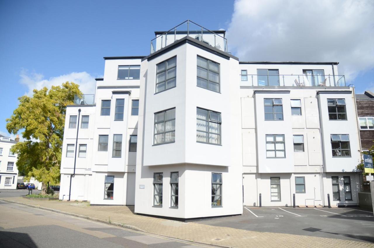Apartment Town Or Country Oxford Heights