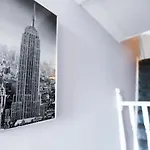 Honest Hospital House Apartment 1
