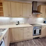 2 Bedroom Apartment Dgl Serviced Accommodation Southampton City Centre