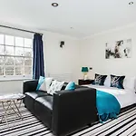 31 Queens Terrace