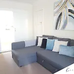 K Suites - Alder Road - Free Parking