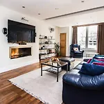 31 Queens Terrace