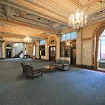 Town Or Country - Imperial Apartments
