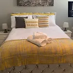 Welcoming Haven Just Minutes From The City Centre