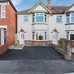 Spacious 3 Bed House, Netflix, Garden, Parking