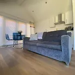 Little Lodge - Beautiful Modern Open Plan Lodge