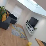 1 Bedroom Modern Duplex