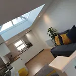1 Bedroom Modern Duplex