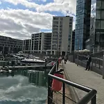 Imperial Stays - Southampton Ocean Village - Wifi
