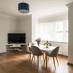 Bassett Green Road, Southampton By Viridian Apartments