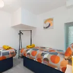 Forest View Apartment- Private Balcony
