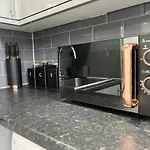Apartment In St Denys