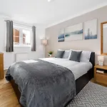 Charming 2Br Ground Floor Flat In Sholing, 11 Mins From City Centre - Recently Set Up With Love