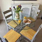 Two Bed Flat White Star Place