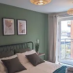 Homely 2 Bed Duplex With A River View