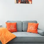 Hephaestus Apartment - The Craftsman Of Town