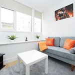 Hephaestus Apartment - The Craftsman Of Town