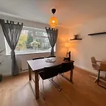 Lovely 2 Bed Room Flat, In A Leafy Area,All New