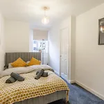 Open Mind Leisure - Luxury Apartment Near Hospital & Underground Free Parking For 2 Vehicles