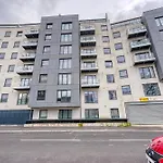 Easter Special Offer!! Cosy, Spacious, Stylish & Modern 2-Br City Apartment, Prime Location! Sleeps 6, Southampton Ocean Village - By Blue Puffin Stays