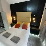 Luxury Modern 1 Bedroom House