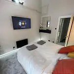 Luxury Modern 1 Bedroom House