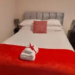 Matipa-Rise Guest House Southampton