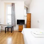 Pebbles Guest House Room 7