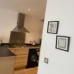2 Bedroom Near Ocean Village Marina Port Apartment