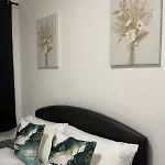 Home Away - Southampton City Centre Apartment